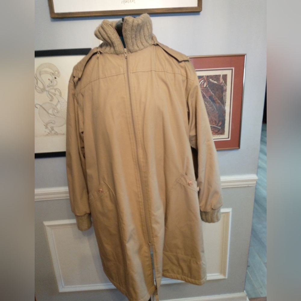 Fox Run Vintage Tan coat Womens Size Medium